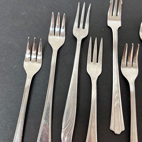 Mixed Lot Vintage Seafood Cocktail Forks Stainless Steel - Picture 2 of 13